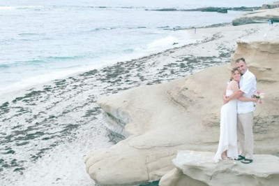 Peer through the Artistry Perspective of Wedding Photographers