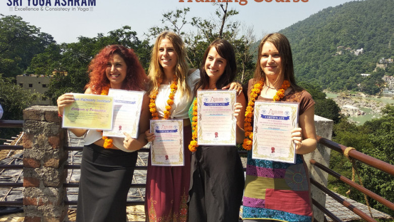 200 Hour Yoga Teacher Training - Sri Yoga Ashram