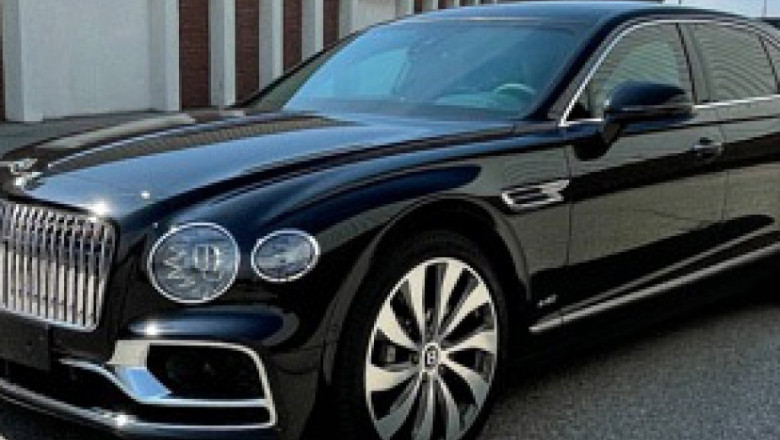 Armored Sedan Rental in Miami: Features of the US President Vehicle