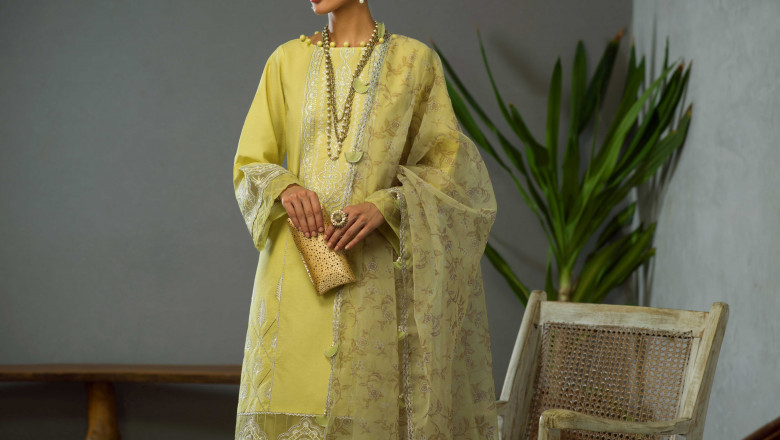 Embroidered Lawn Dress Designs | Lawn Collection | Seran Clothing