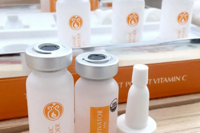 Soothing Your Sun-Kissed Skin With the Organic C-Powder Kit