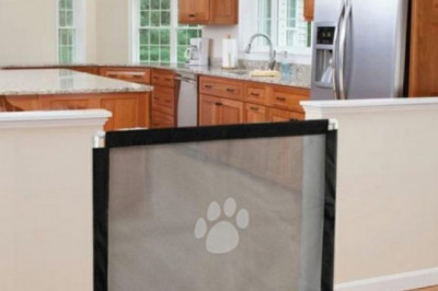 Magic Pet Gate for Dogs Online at Low Price