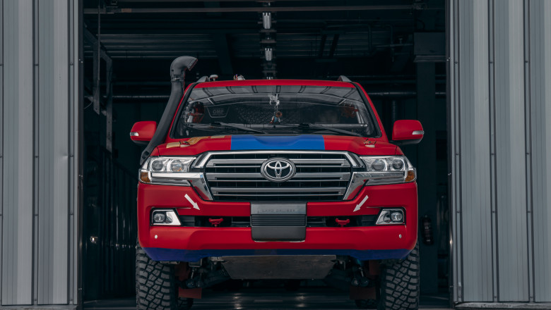5 Essential Overland Accessories