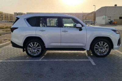 Vehicle Exporting Company in UAE | Car Exporters in Dubai