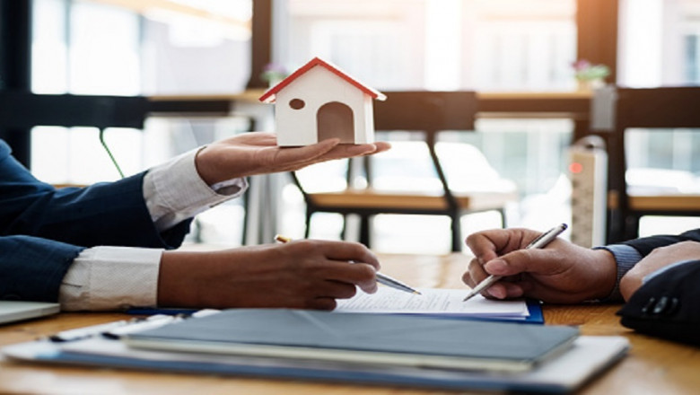 How Can Business Property Lawyers Help Business Owners in Alberta?