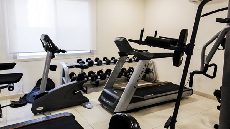 Promoting a healthy life without a medical practitioner