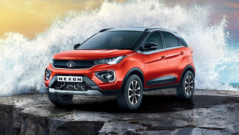 Best Sunroof Car Under 10 Lakhs