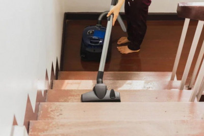 The 5 Best Vacuums For Stairs - Summer 2022