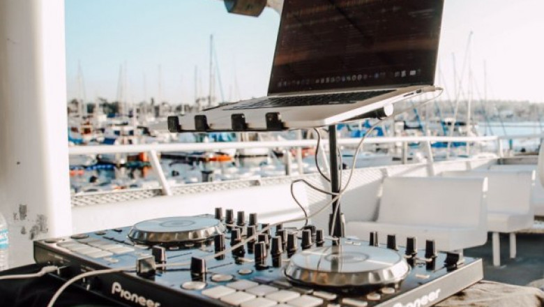 Boat charter San Diego for your personal needs