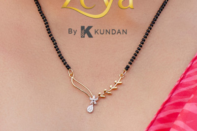 Choose Trending Tanmaniya Pendant Designs