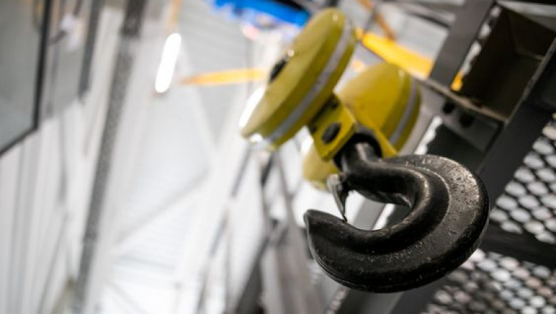 Cranes And Hoist Manufacturers Suppliers Exporters India