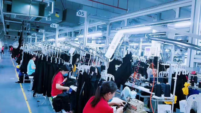 WHOLESALE SWEATSHIRTS FOR FALL WEATHER!