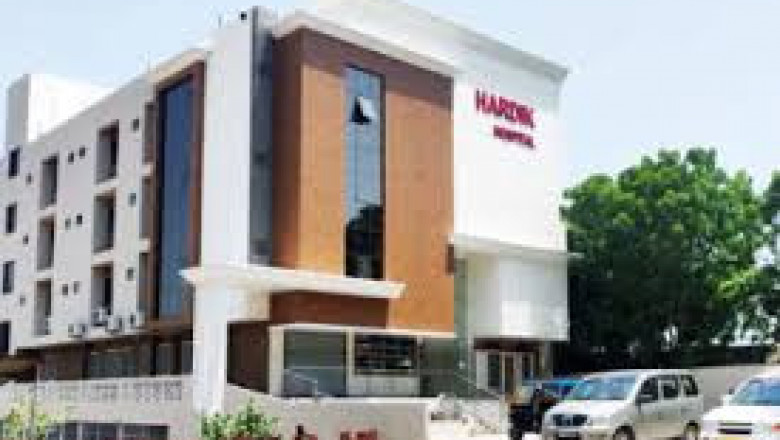 Is that hospital for stone treatment in abu road access?