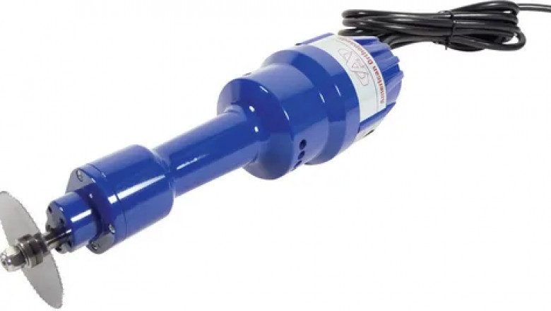 Cast Saw Devices A Small, Sharp Blade Is Used, Which Rapidly Oscillates and Cuts the Hard Cast Plaster