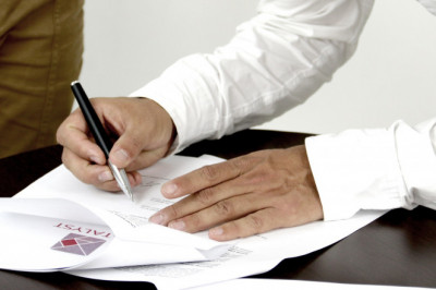 Pros and Cons of Recruitment Agencies to Businesses