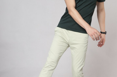 The Effortless Bottom Wear for Men: Shop for Chinos Online
