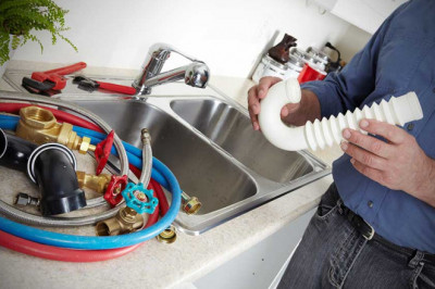 Know The In-Dept Work Of The Commercial Plumber