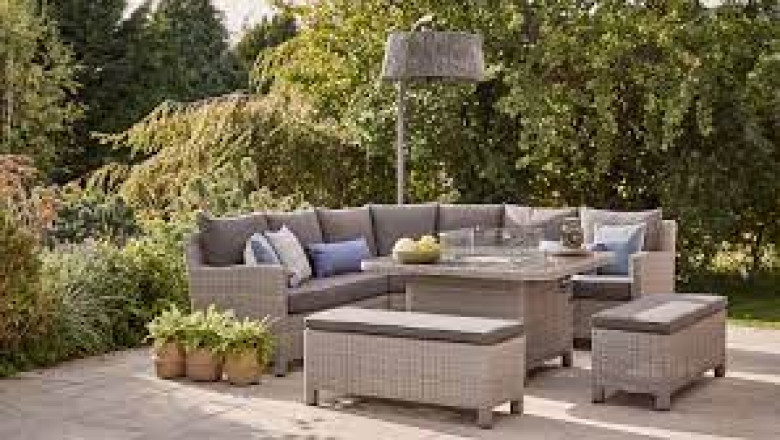 Simple Advice for Choosing the Best Balcony Furniture | Outdoor Furniture