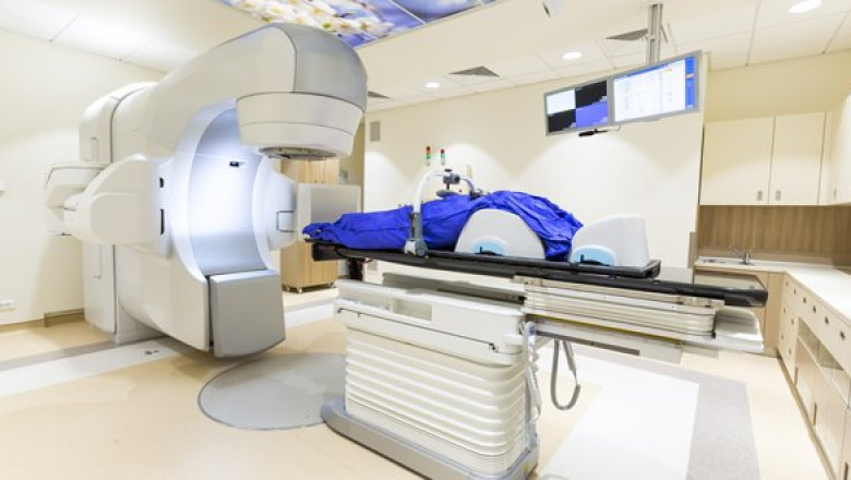 Dr. Raj Dahiya, board satisfied cancer specialist