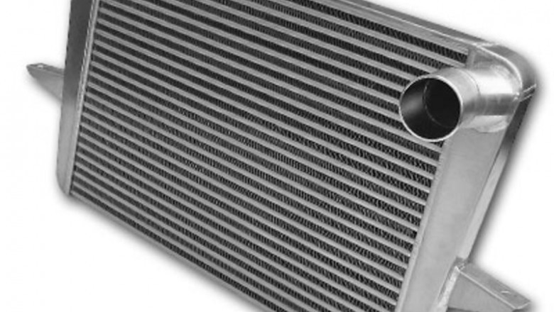 Reducing NOx emissions with an automotive heat exchanger