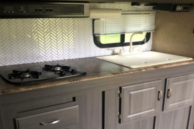 Get the Look of High-End Backsplash Tiles with Peel and Stick Vinyl Tile