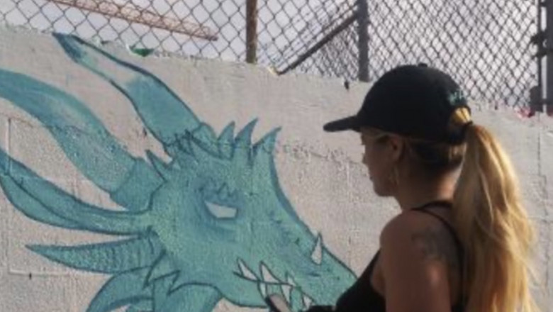 Artist Miami Vybe 305 Paints the city one wall at a time
