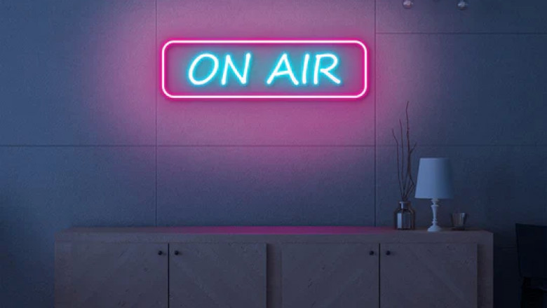 Must-have LED neon signs for weddings