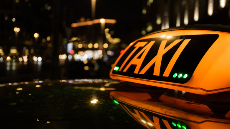 Why Are Silver Service Taxis the Best Mode of Transportation in Melbourne?