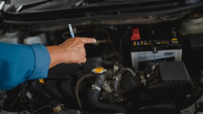 5 Signs You Need a GMC Engine Replacement
