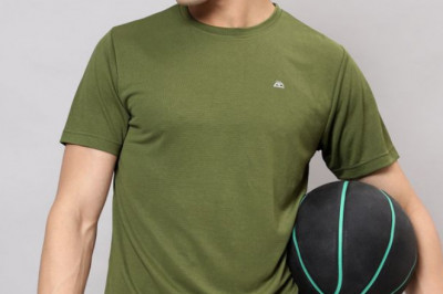 Play Your Favorite Sport in the Right Sports T Shirt for Men: Shop Online