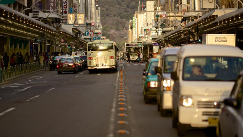 banks desire to sell real estate investors their default establishments