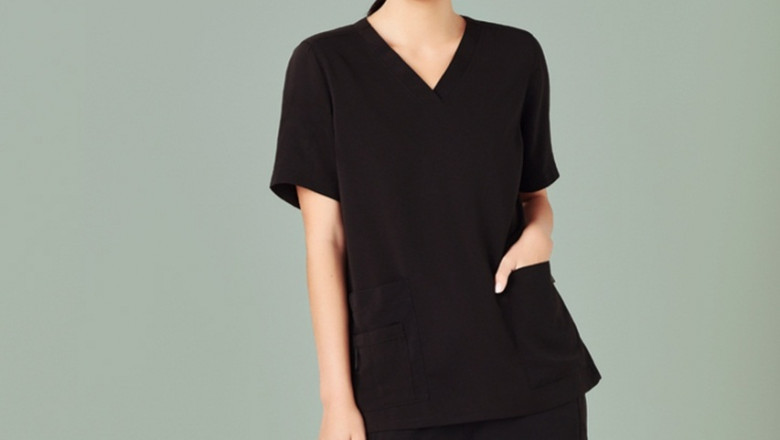 How To Select The Perfect Medical Scrubs? - RoseStSpa