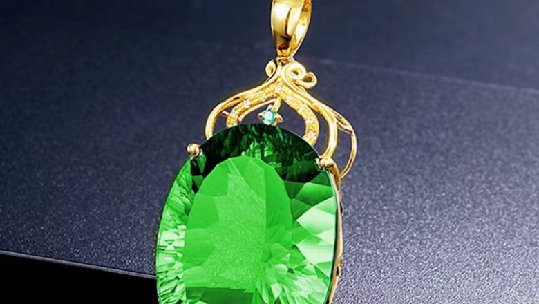 Why jewelry from 90 years ago is still classic today