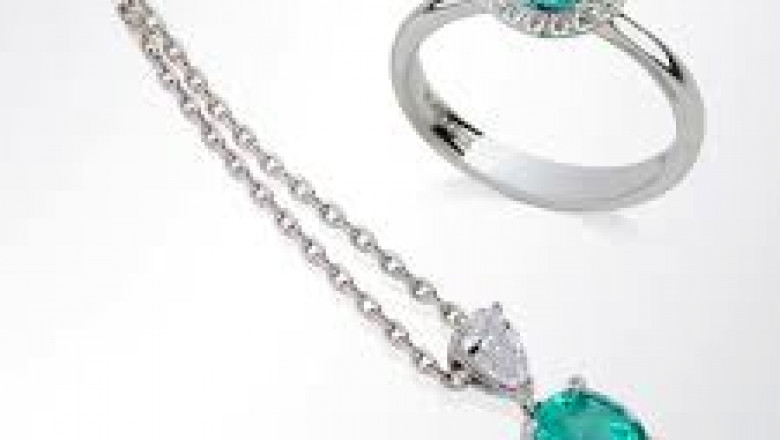 Many epochs for jewelry development