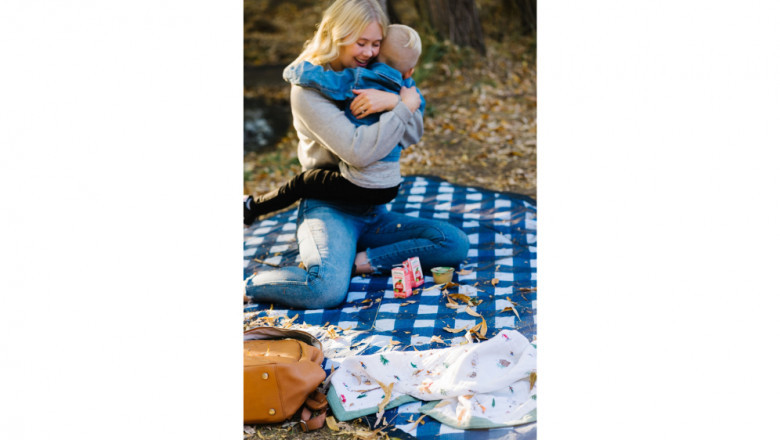 3 Tips to Keep Your Baby Warm and Snug This Fall