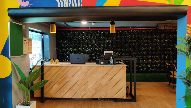 How to maintain a work-life balance in coworking office space