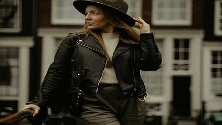 Leather Apparel Manufacturers | Amigaindia.com