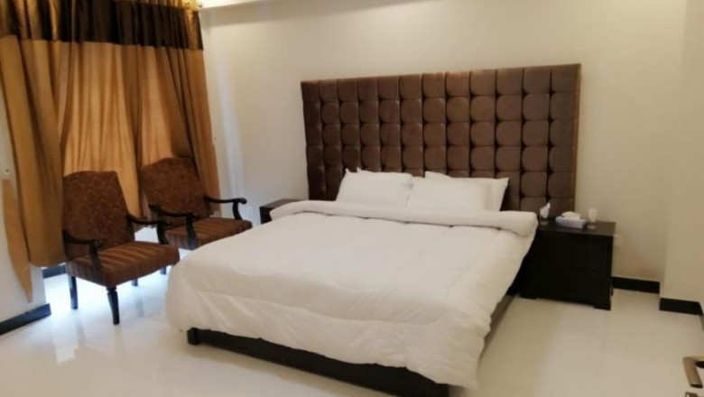 Cloud Way Hotel