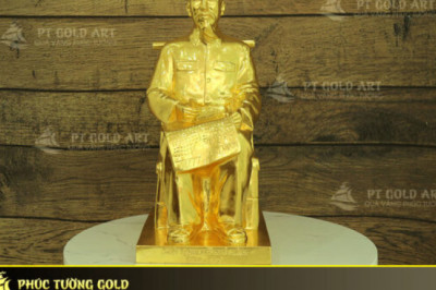 Qua tang ngay phap luat viet nam