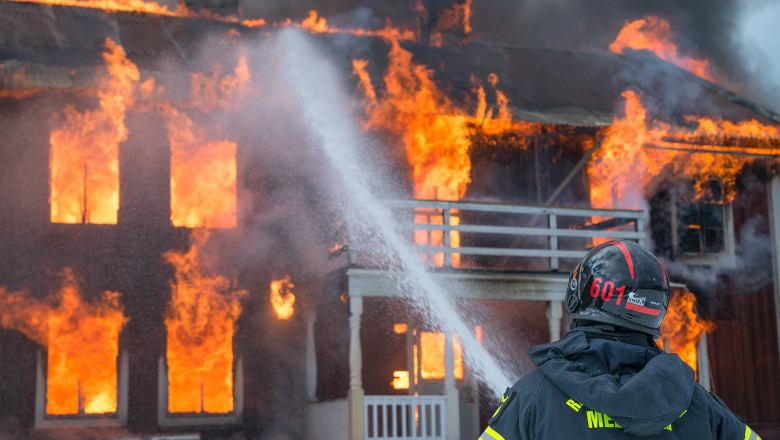 Insurable and Non-Insurable Risks