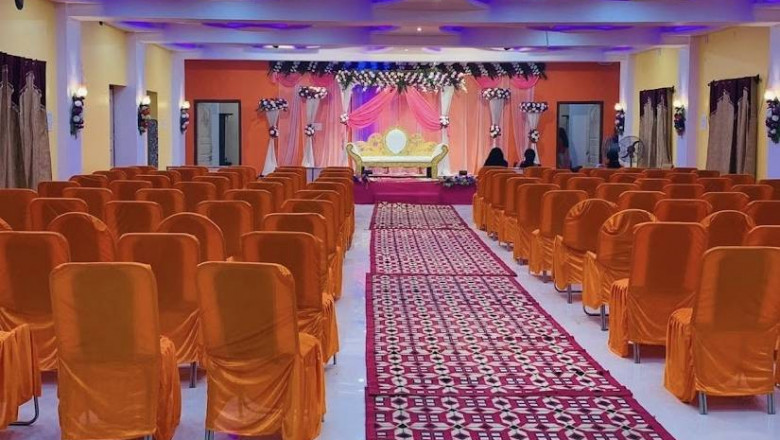 Do functions at the best banquet hall of Vile Parle!