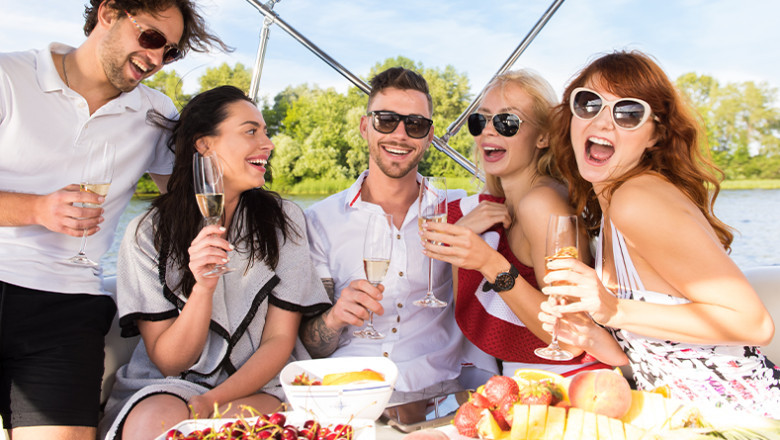 Here’s Why You Should Host Your Bucks Party on a Boat