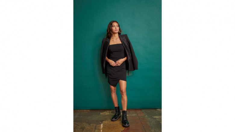 How to Style a Dress for Fall Temps