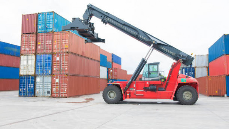 Reach Stacker Market 2022 Trends, Share & Forecast Report to 2028