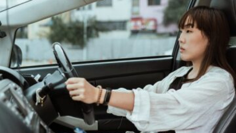 What Should You Know About Driving Lessons of Best Driving School?