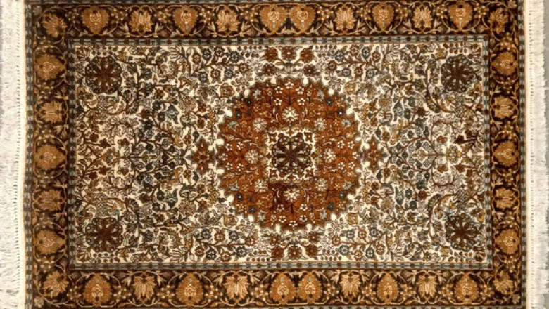 Why Silk Rugs Are the Best Rugs for Your Home?