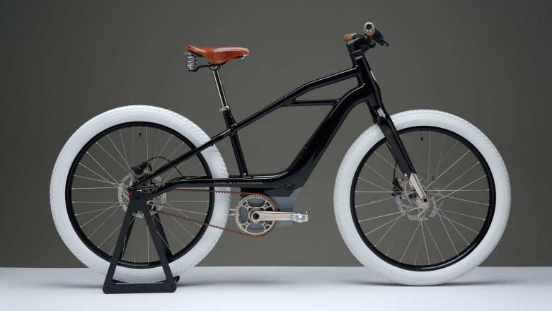 Powered By Electricity, Electric Bikes And Motorbikes Have Built-In Mechanisms