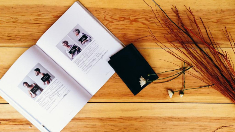 gifts on a sand dollar
