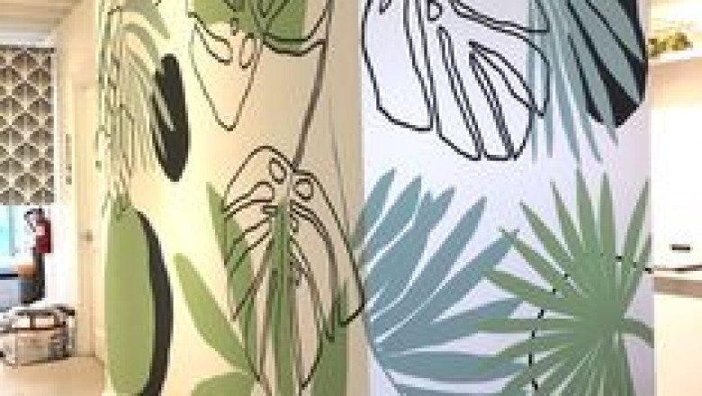The Best Method for Hanging Unpasted Wallpaper