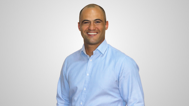 Why Dr. Stavros Economou is a Dependable Plastic Surgeon?